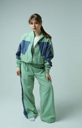 Костюм спортивный NICE TWICE с декоративными вставками Оливковый фото 14