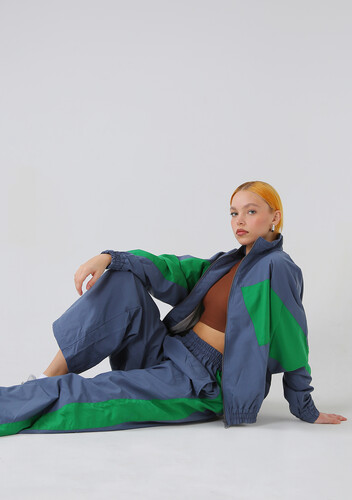 Костюм спортивный NICE TWICE с декоративными вставками Антрацитовый фото 21