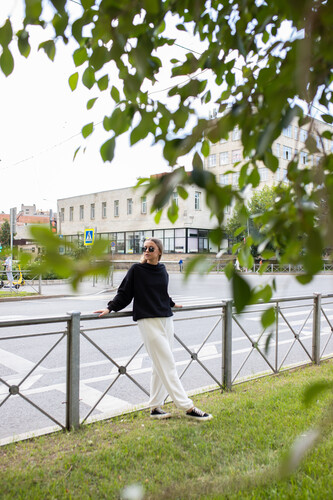 Свитшот базовый NICE TWICE Черный фото 11