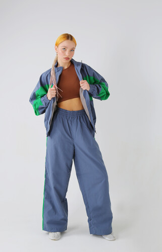 Костюм спортивный NICE TWICE с декоративными вставками Антрацитовый фото 16