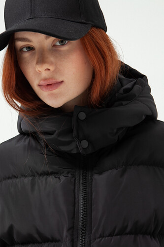 Куртка TRUESPIN Puffy Hooded Jacket Black фото 26