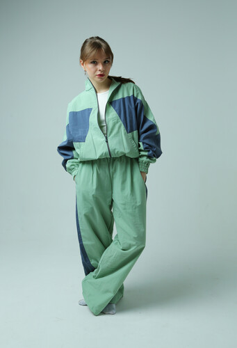 Костюм спортивный NICE TWICE с декоративными вставками Оливковый фото 16