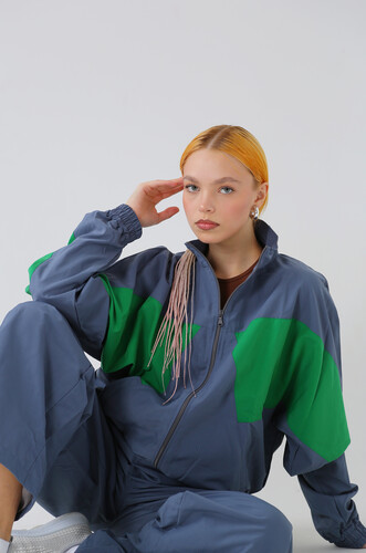 Костюм спортивный NICE TWICE с декоративными вставками Антрацитовый фото 24